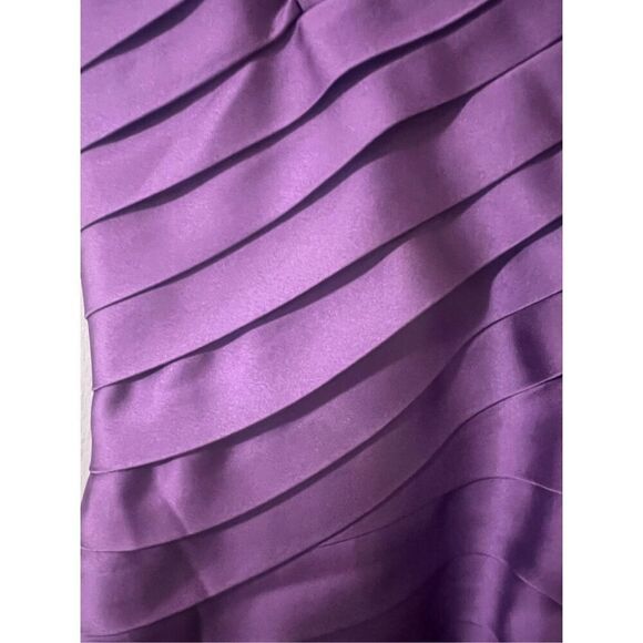 BCBG Max Azria Women’s Size 12 Mitzi Bandage Dress Purple Strappy Silky Zip Up - Picture 13 of 13